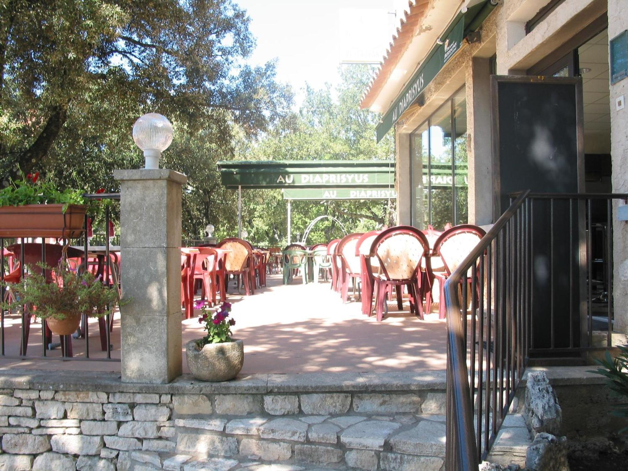 Terrasses De L'Aven Hotel Orgnac-l'Aven Bagian luar foto